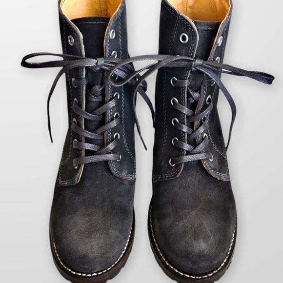 Frye Sabrina 6G Lace  Up Combat Boot - Picture 2 of 9